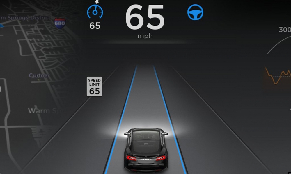 A display showing Tesla's autopilot self drive function